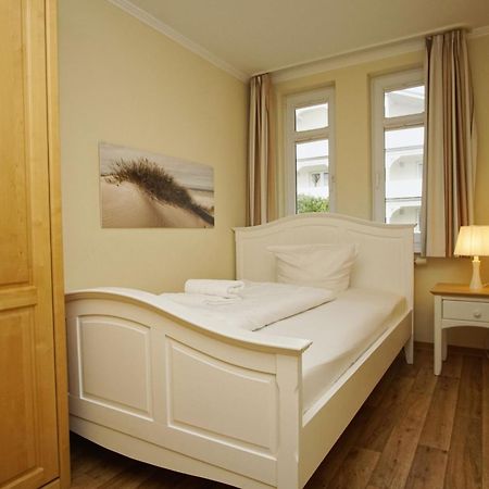 Mit Meerblick Und Balkon, Gratis Nutzung Vom Ahoi Erlebnisbad Und Sauna In Sellin - Meeresblick Fewo 38 Goehren  Exterior foto