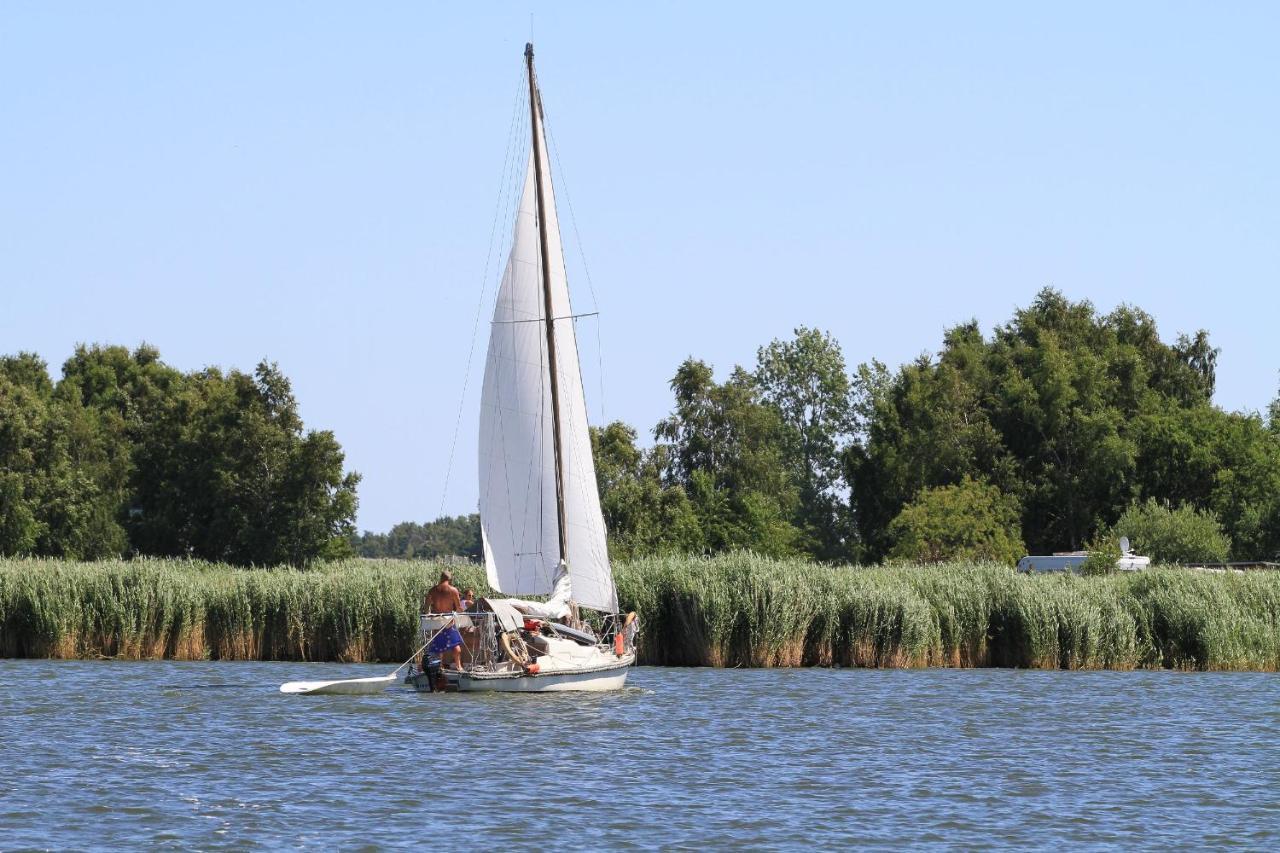 Mit Meerblick Und Balkon, Gratis Nutzung Vom Ahoi Erlebnisbad Und Sauna In Sellin - Meeresblick Fewo 38 Goehren  Exterior foto